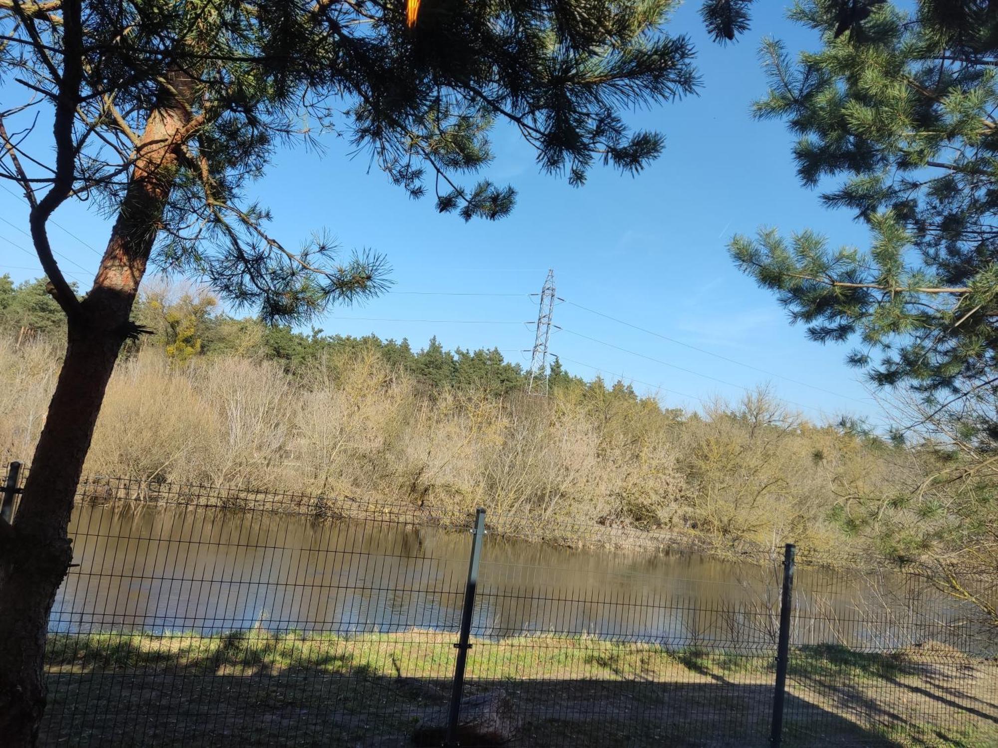 Domek Caloroczny Nad Rzeka Wkra Pomiechówek Exterior foto